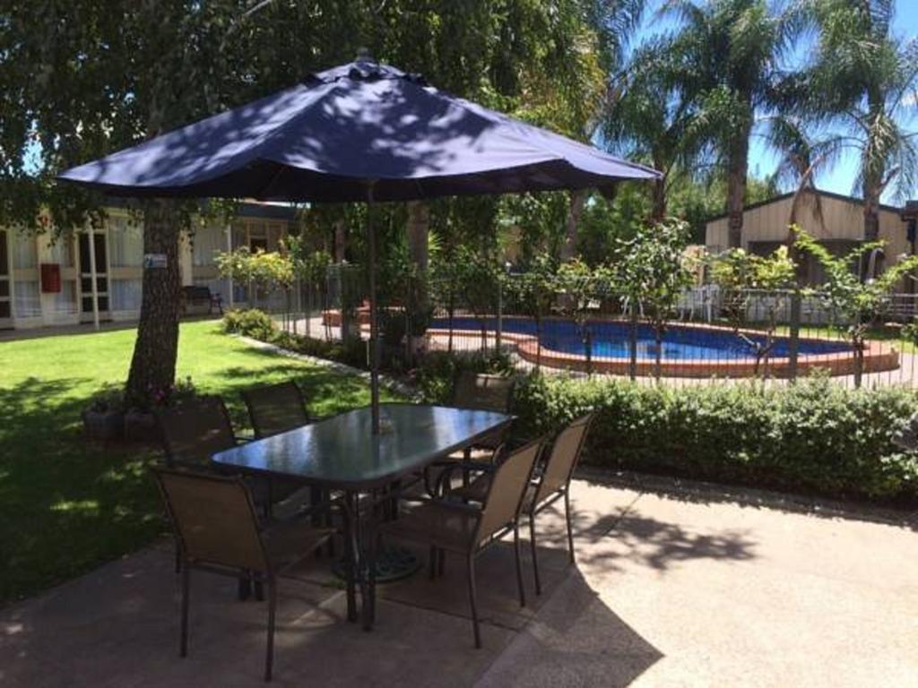 Warrina Motor Inn Wodonga Cbd Екстер'єр фото