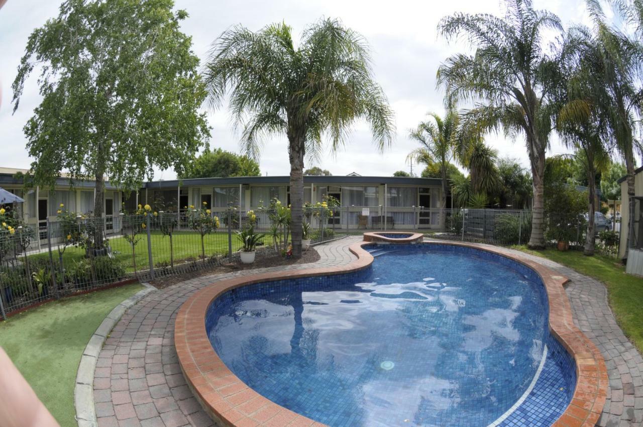 Warrina Motor Inn Wodonga Cbd Екстер'єр фото